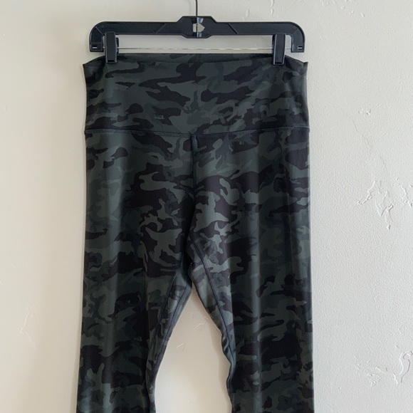 Lululemon Align Camo Full Length 28” Incognito Gator Green Size 12 - Picture 8 of 16